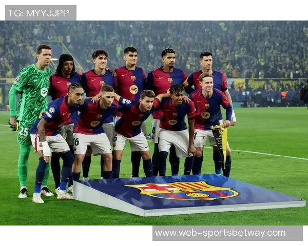 巴萨球员完成本周最后训练弗里克再次缺席引关注